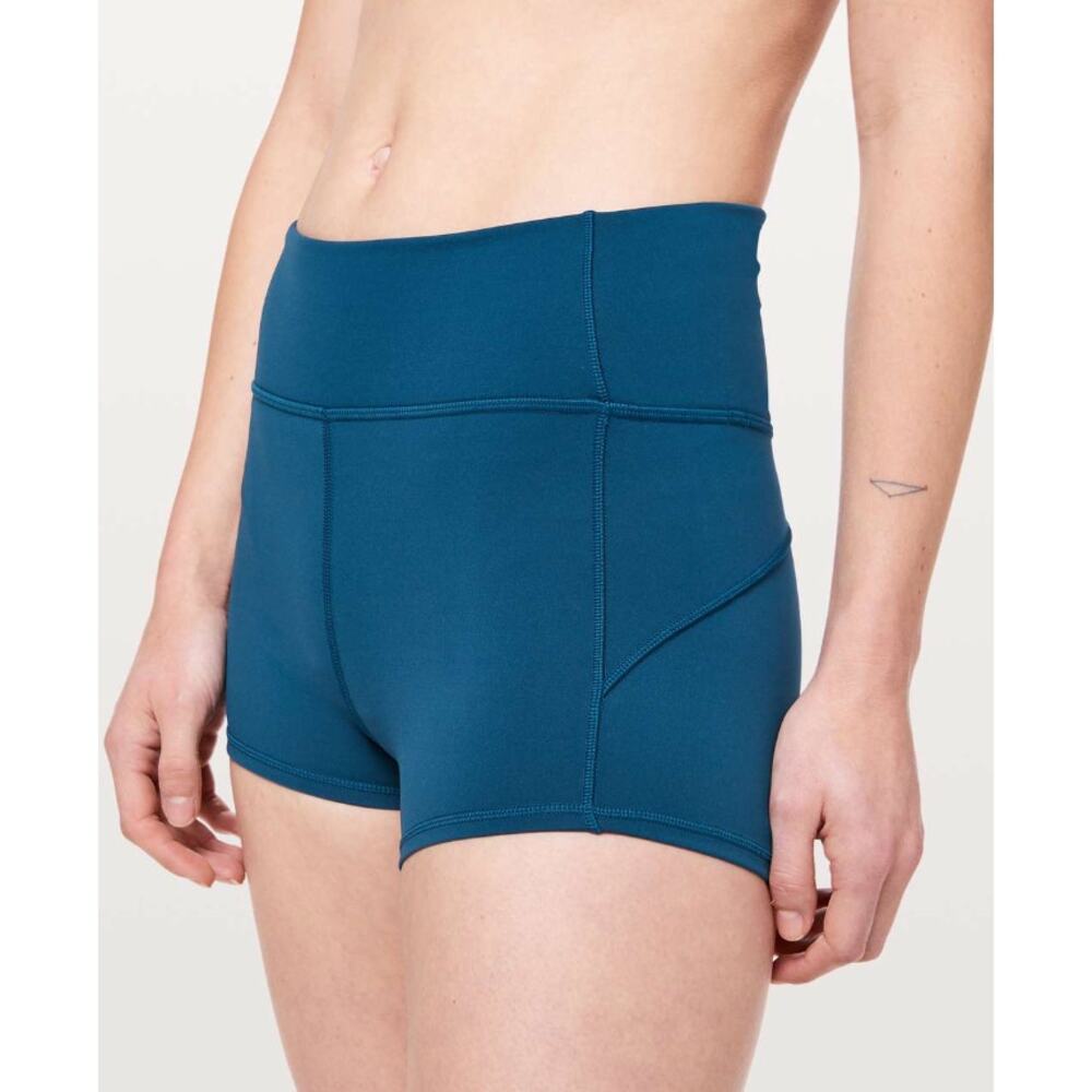 Lululemon In Movement Short 2.5" Size 4 Deep Marine Blue (?) Everlux HR EUC